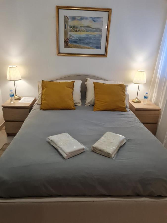 A Dream Place In Raanana, Up To 5 Guests - Swimming Pool - Jacuzzi & Gym Esterno foto